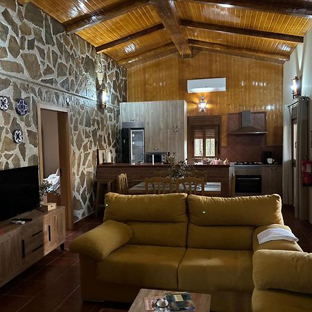 Hotel Complejo Rural La Paloma à Arroyo de la Luz Extérieur photo